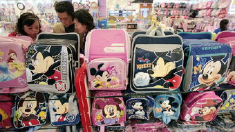 2015年中國消費品零售市場 日用品銷售回落，服務業增勢強勁